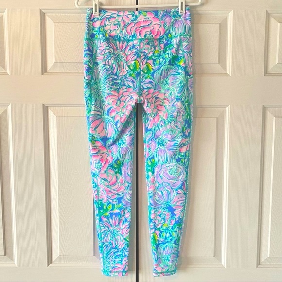 Sale! Lilly Pulitzer Aqua Weekender High Rise Legging in Multi In Full Bloom, M - Picture 2 of 11